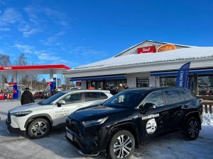 Tuusniemellä tänään koeajopäivä klo 15 saakka! Toyota kalustoa paikalla Yaris Cross, Corolla ja RAV4. Huoltoaseman 5 v synttärei...